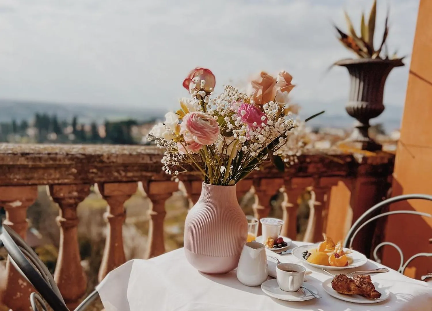 Quattro Gigli Hotel Montopoli in Val dʼArno 3*,