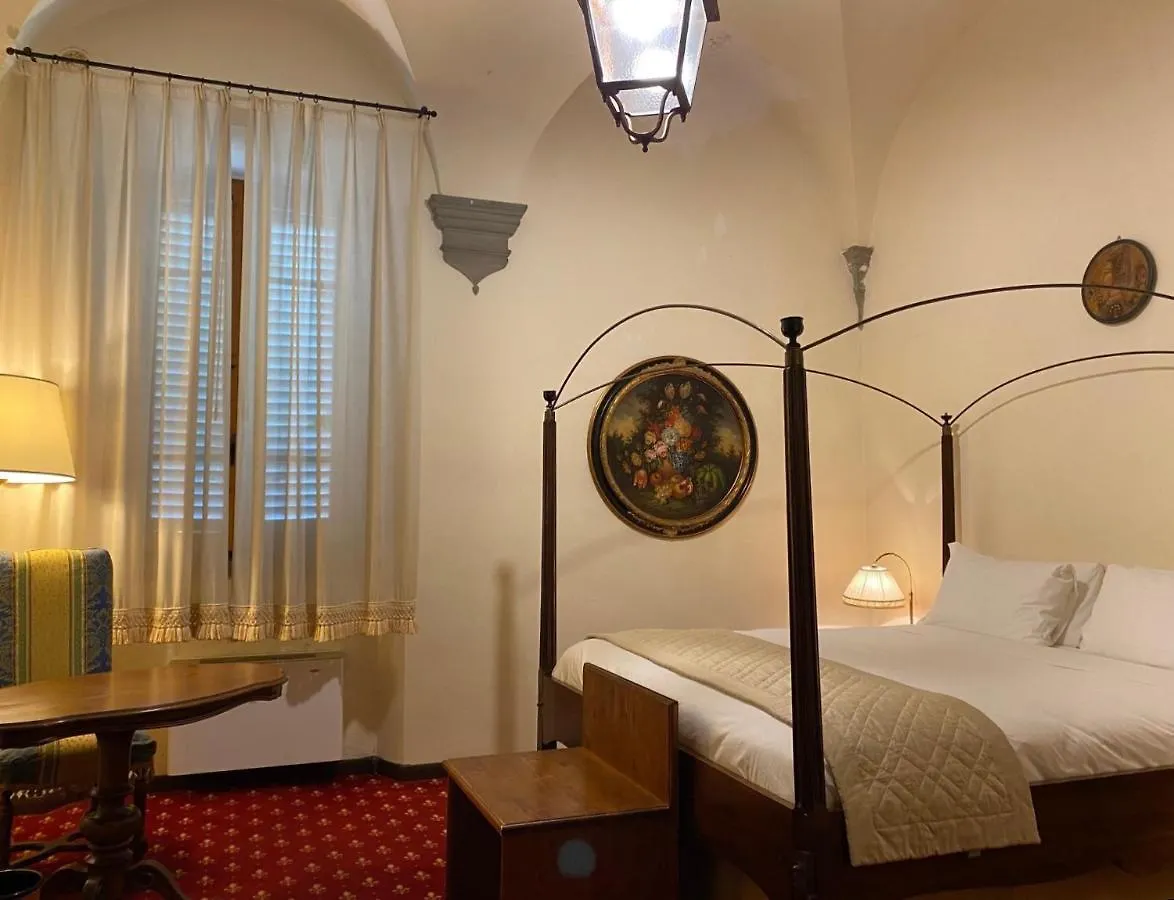 Hotel Quattro Gigli Palace Montopoli in Val d'Arno