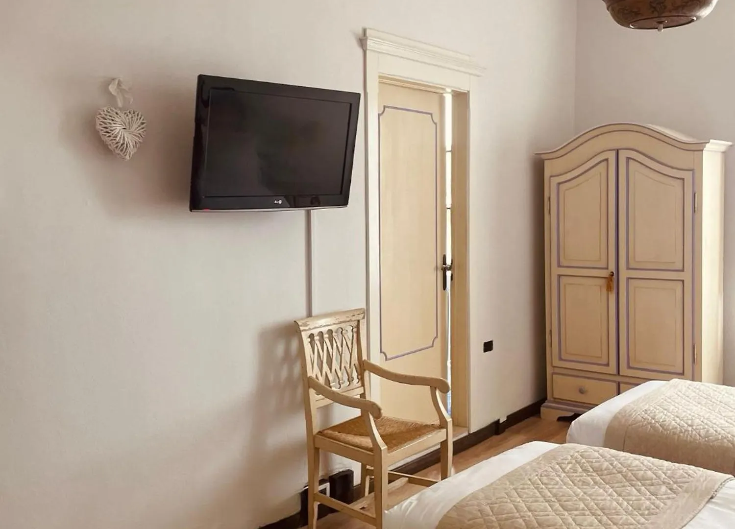 Quattro Gigli Hotel Montopoli in Val dʼArno