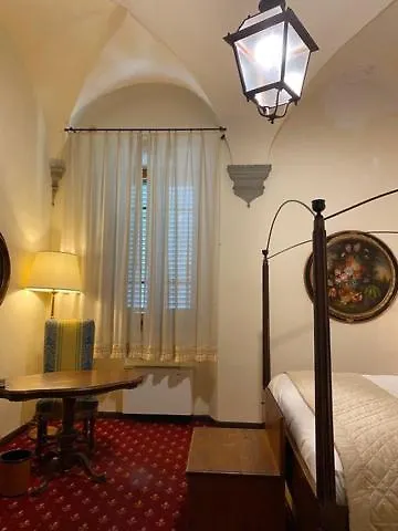 Hotel Quattro Gigli Palace Montopoli in Val dʼArno